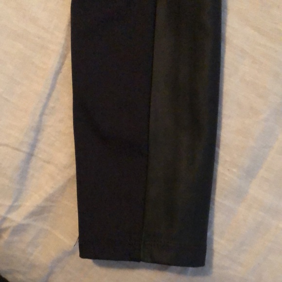 Kensie Shiny Black Leggings w/Faux Leather Panel - Picture 7 of 9